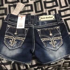 Size 27 rock revival women short